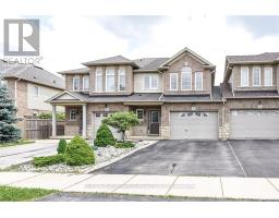 37 CORNERSTONE DRIVE, Hamilton, Ontario