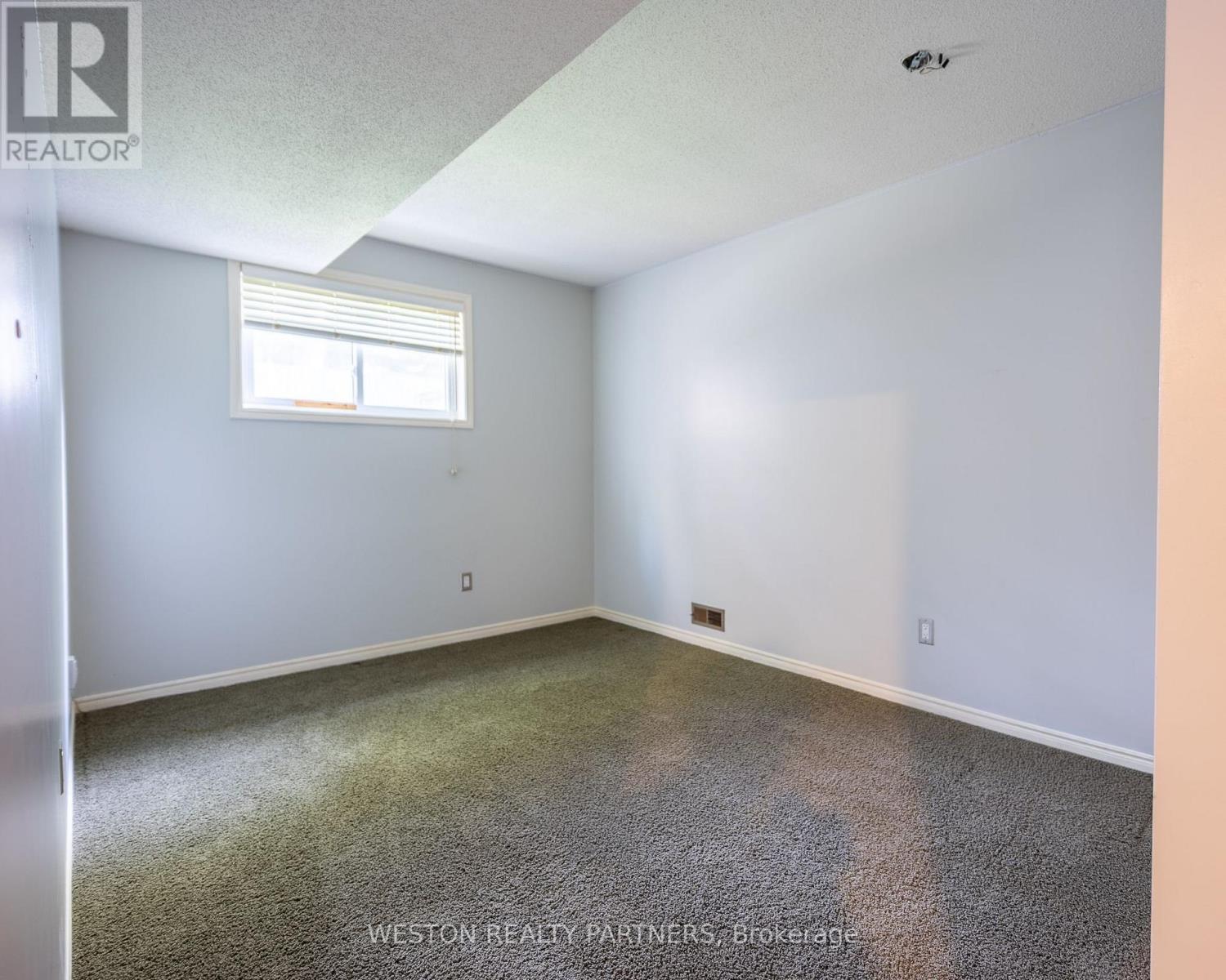 54 Brandy Lane Road, London North (North I), Ontario  N6G 4S3 - Photo 24 - X13838650
