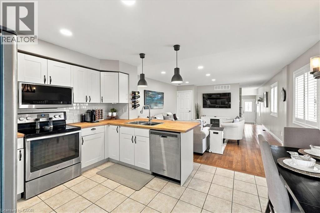 29 Slater Court, Waterdown, Ontario  L8B 0K8 - Photo 14 - 40864325
