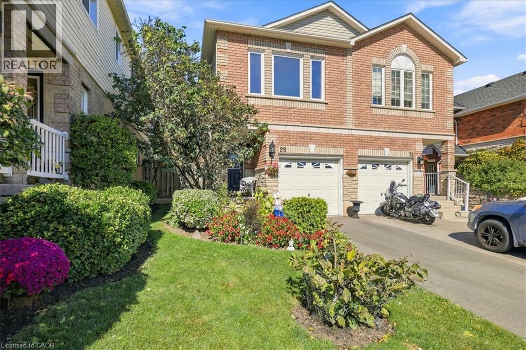 29 Slater Court, Waterdown, Ontario  L8B 0K8 - Photo 2 - 40864325