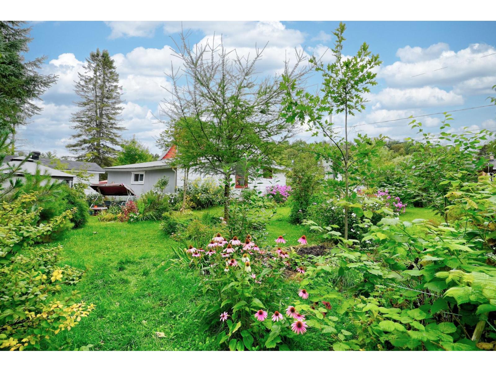 830 Rue Notre-Dame Saint-Alphonse-Rodriguez Quebec Canada J0K1W0 5