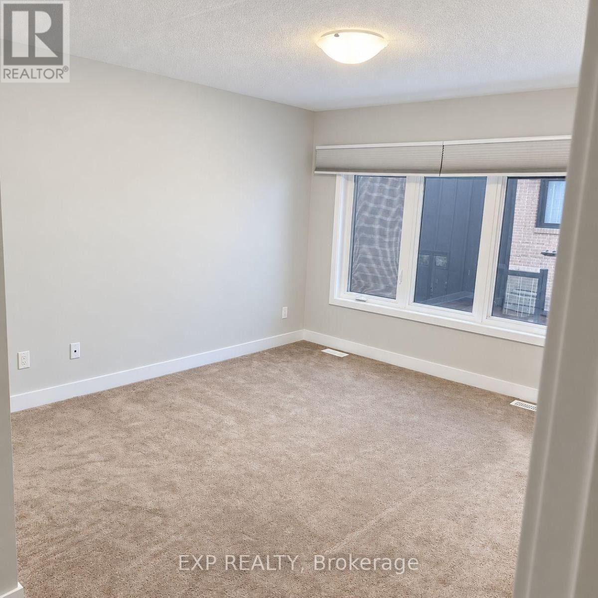 1095 Thompson Drive, Oshawa, Ontario  L1L 0V5 - Photo 6 - E13837296