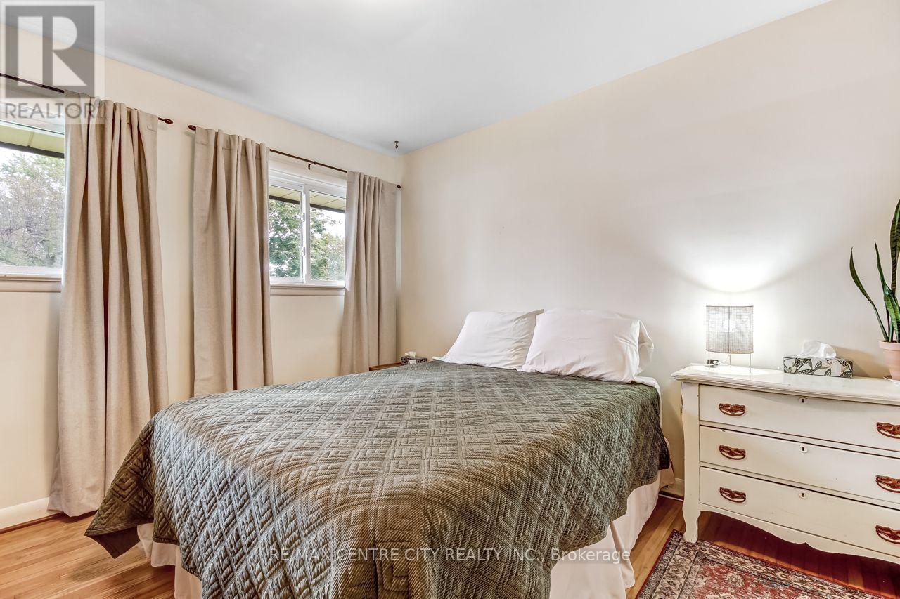 19 Rapelje Street, St. Thomas, Ontario  N5R 4L9 - Photo 12 - X13838696