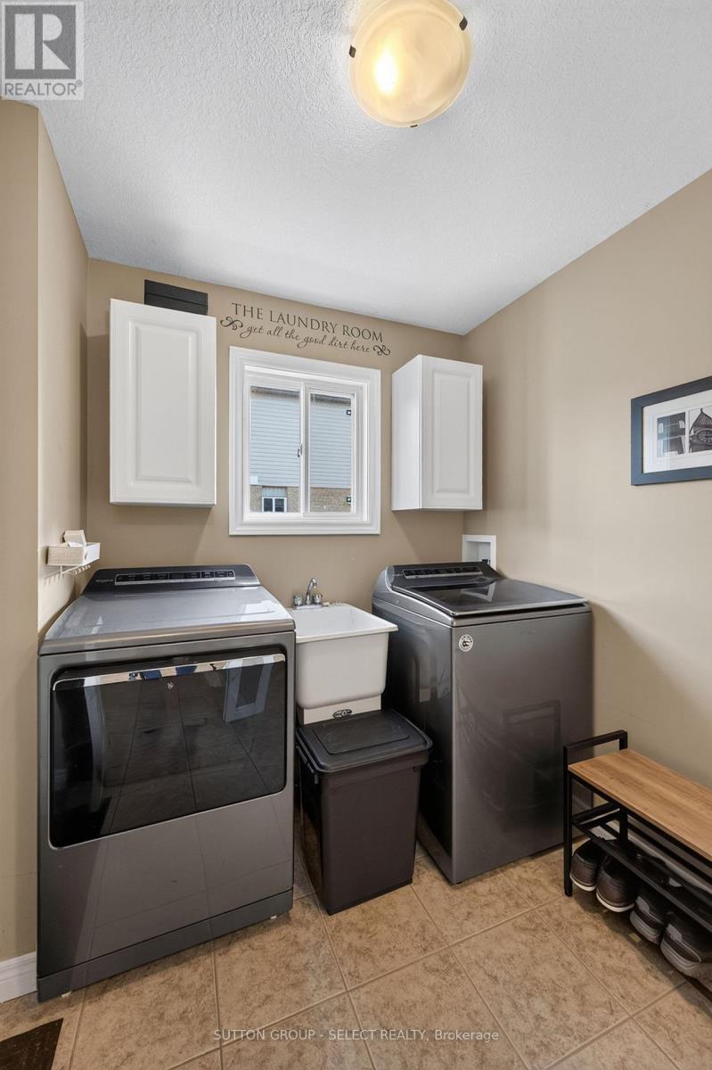 3 Fieldstone Crescent N, Middlesex Centre, Ontario  N0L 1R0 - Photo 15 - X13838742