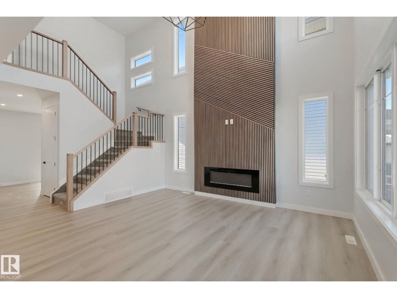 357 MEADOWVIEW DR