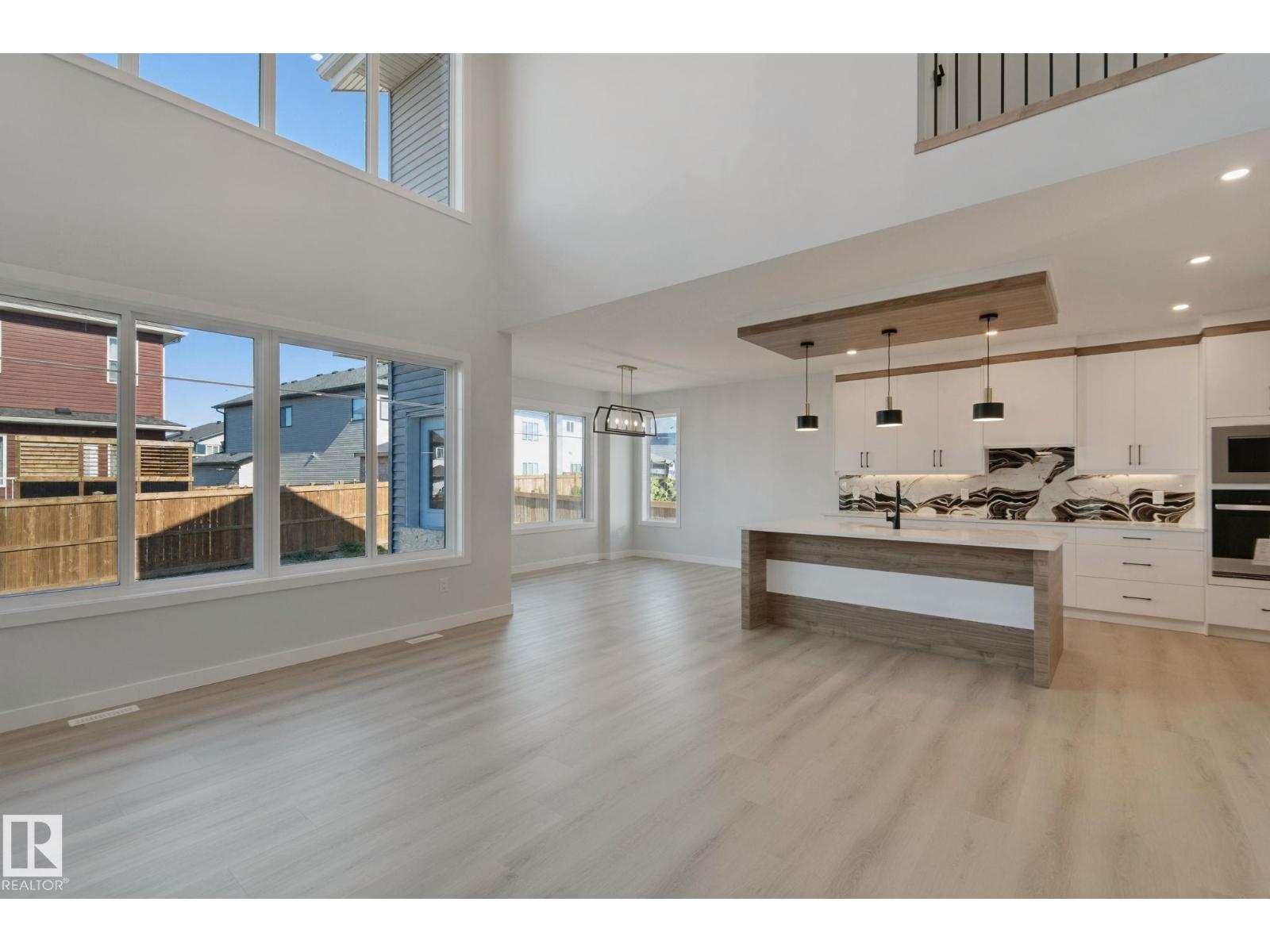 357 MEADOWVIEW DR