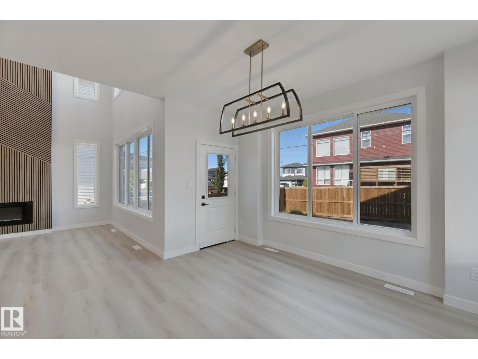 357 MEADOWVIEW DR