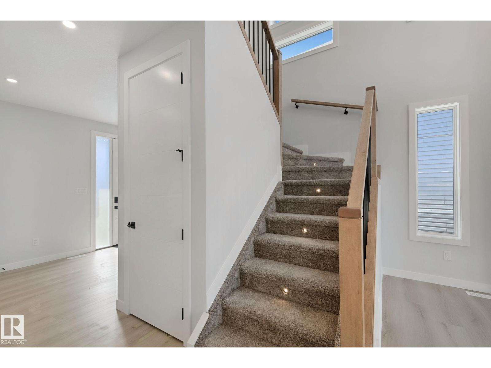357 MEADOWVIEW DR
