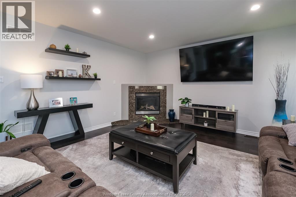 369 Pinehurst Drive, Lakeshore, Ontario  N8L 0V8 - Photo 7 - 26023873