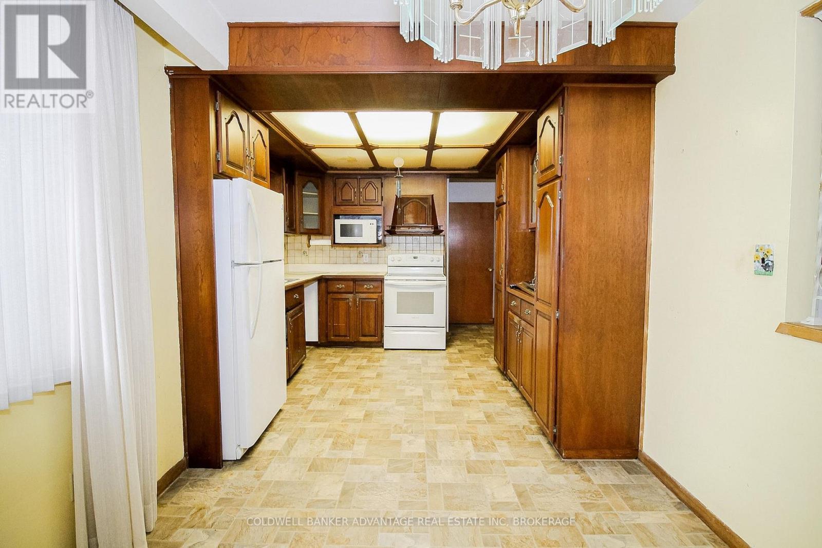 27 Hughes Avenue, Welland, Ontario  L3B 1M4 - Photo 8 - X13838838