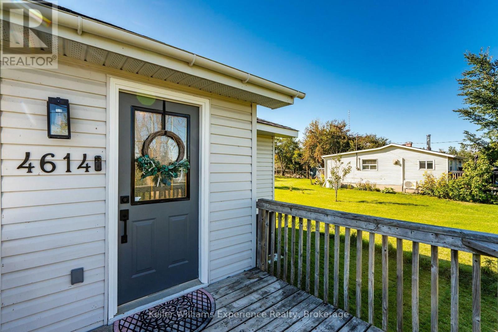 4614 25 Side Road, Ramara, Ontario  L3V 6H7 - Photo 4 - S13838698