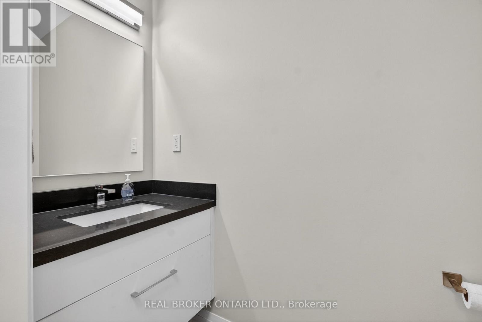 5 Marina Avenue, Toronto, Ontario  M8W 1J8 - Photo 22 - W13422802