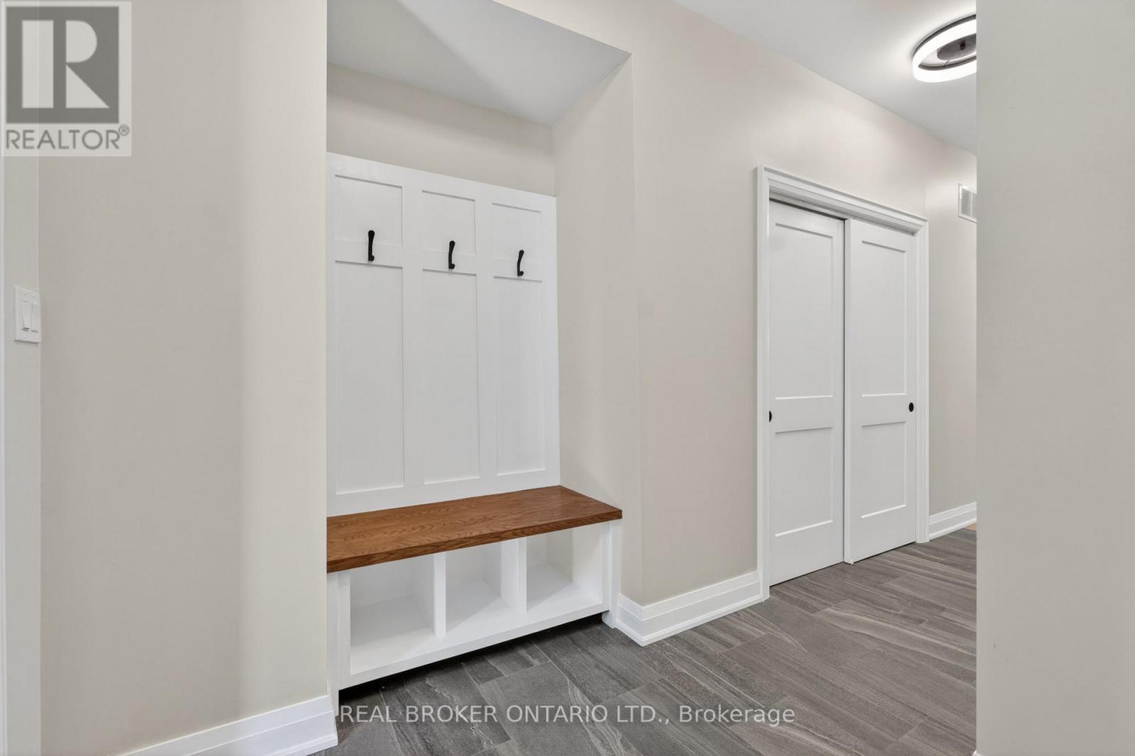5 Marina Avenue, Toronto, Ontario  M8W 1J8 - Photo 26 - W13422802
