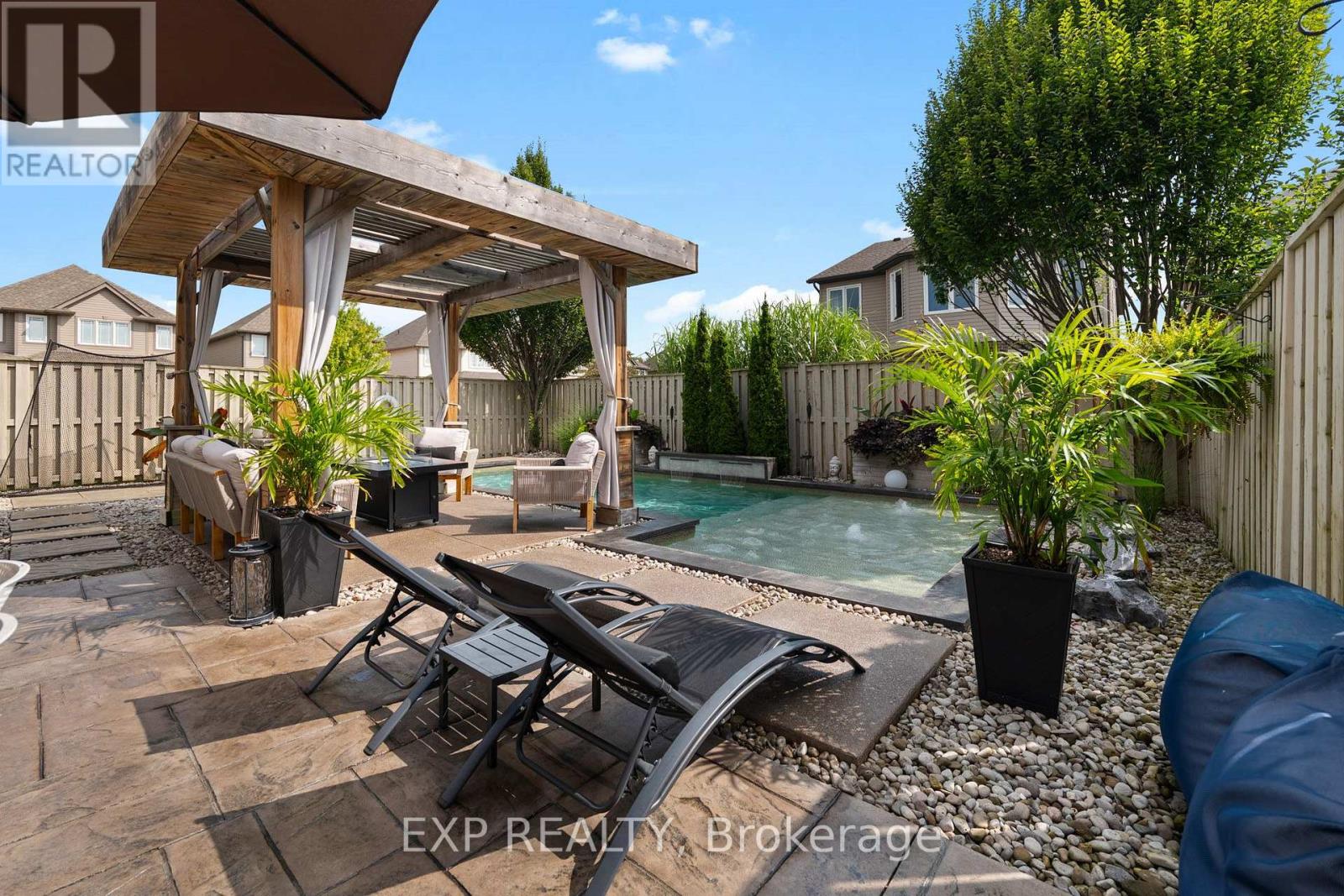 6464 Desanka Avenue, Niagara Falls, Ontario  L2H 0B4 - Photo 2 - X13834546