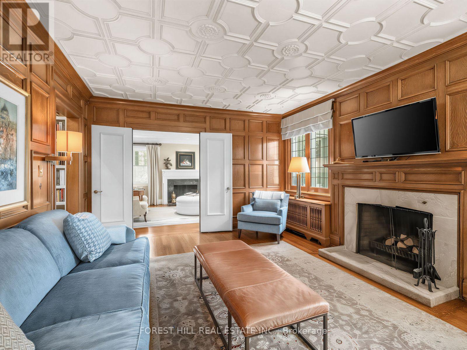 9 ORMSBY CRESCENT Toronto (Forest Hill South), ON M5P 2V2