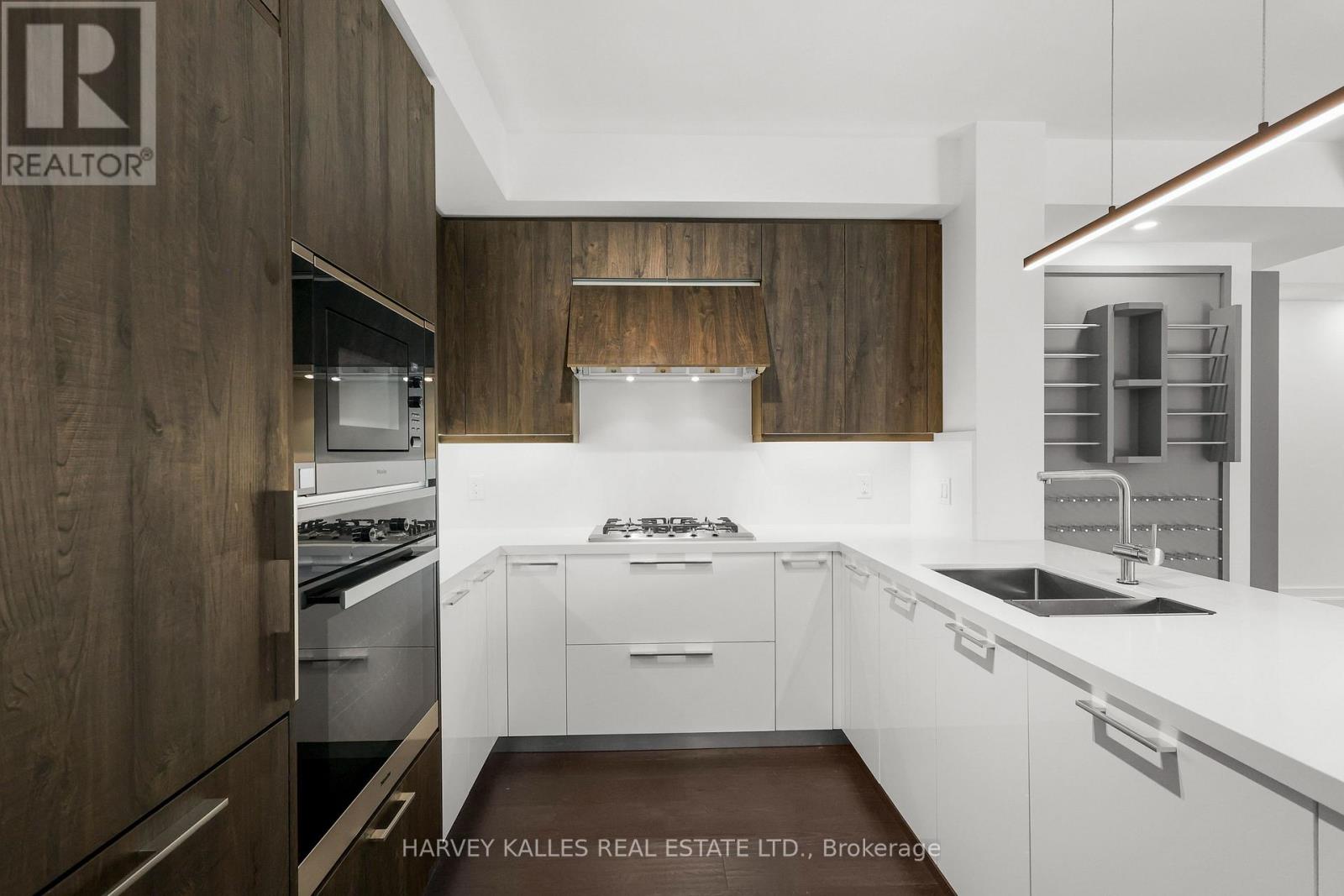 401 - 3 Southvale Drive, Toronto, Ontario  M4G 1G1 - Photo 15 - C13838734
