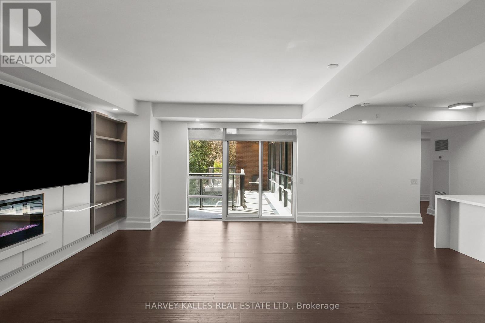 401 - 3 Southvale Drive, Toronto, Ontario  M4G 1G1 - Photo 24 - C13838734