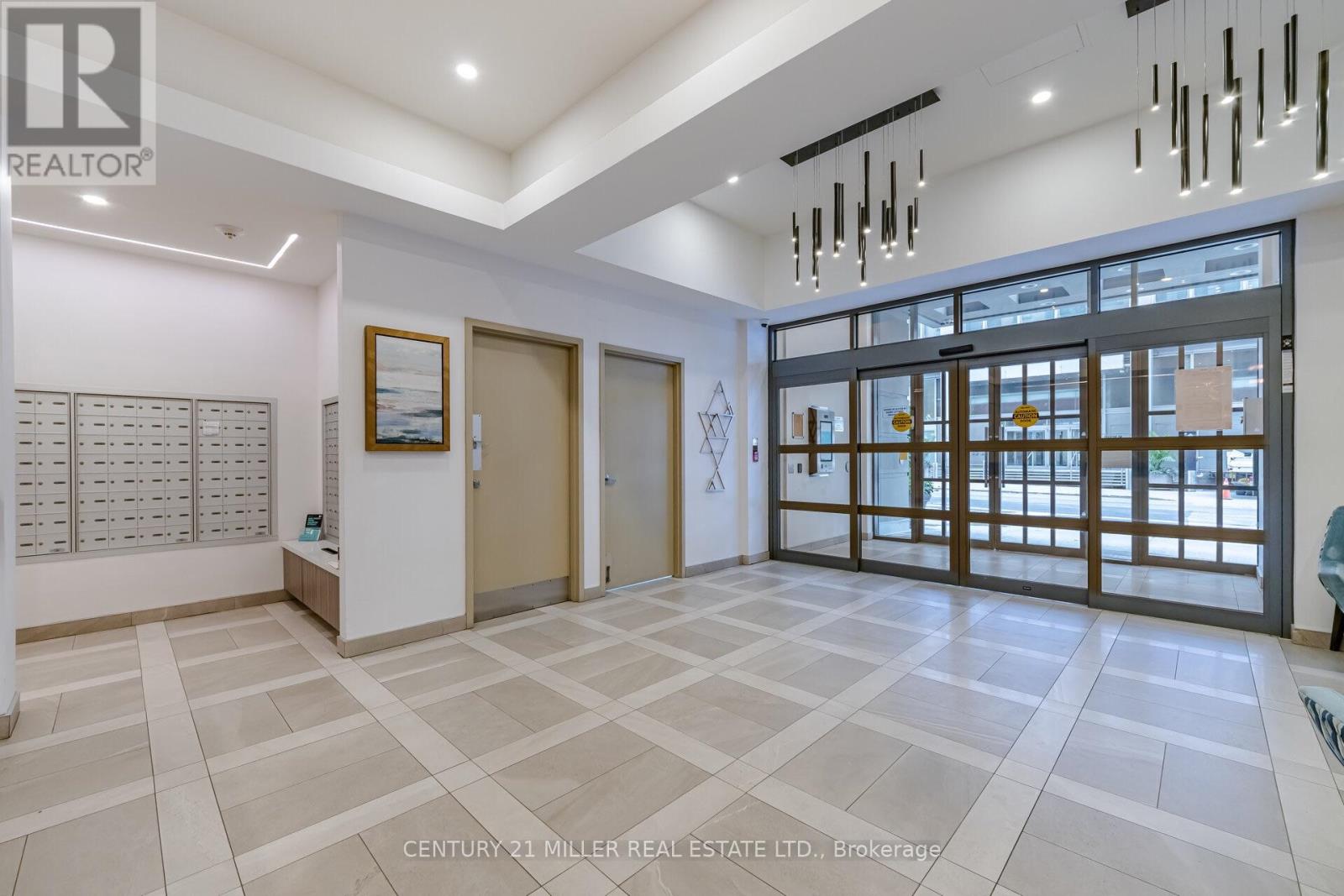 12 - 140 Simcoe Street, Toronto, Ontario  M5H 4E9 - Photo 3 - C13838758