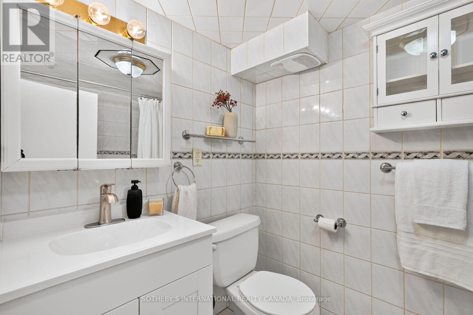33 Beatrice Street, Toronto, Ontario M6J 2T2 - Photo 37 - C13838770