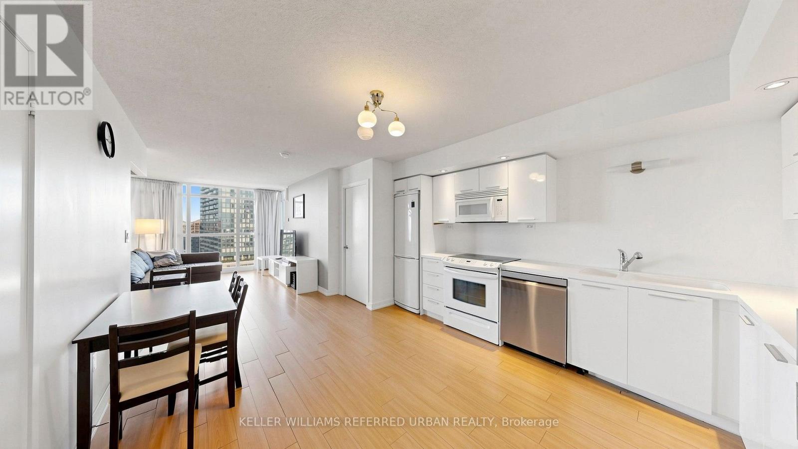 2306 - 25 Capreol Court, Toronto, Ontario  M5V 3Z7 - Photo 12 - C13838840
