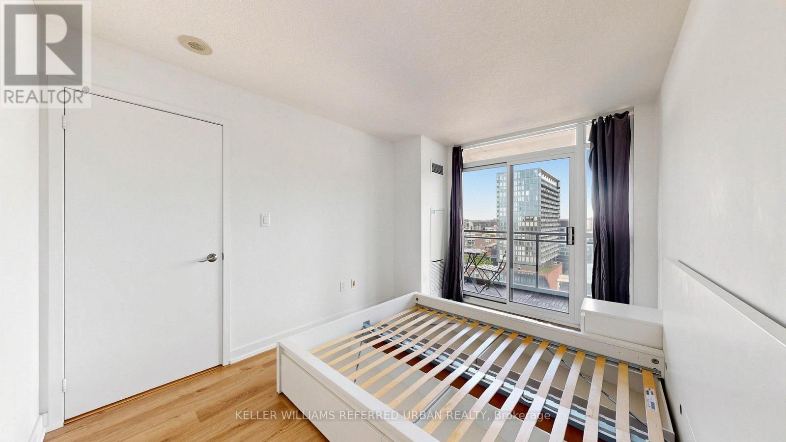 2306 - 25 Capreol Court, Toronto, Ontario  M5V 3Z7 - Photo 20 - C13838840