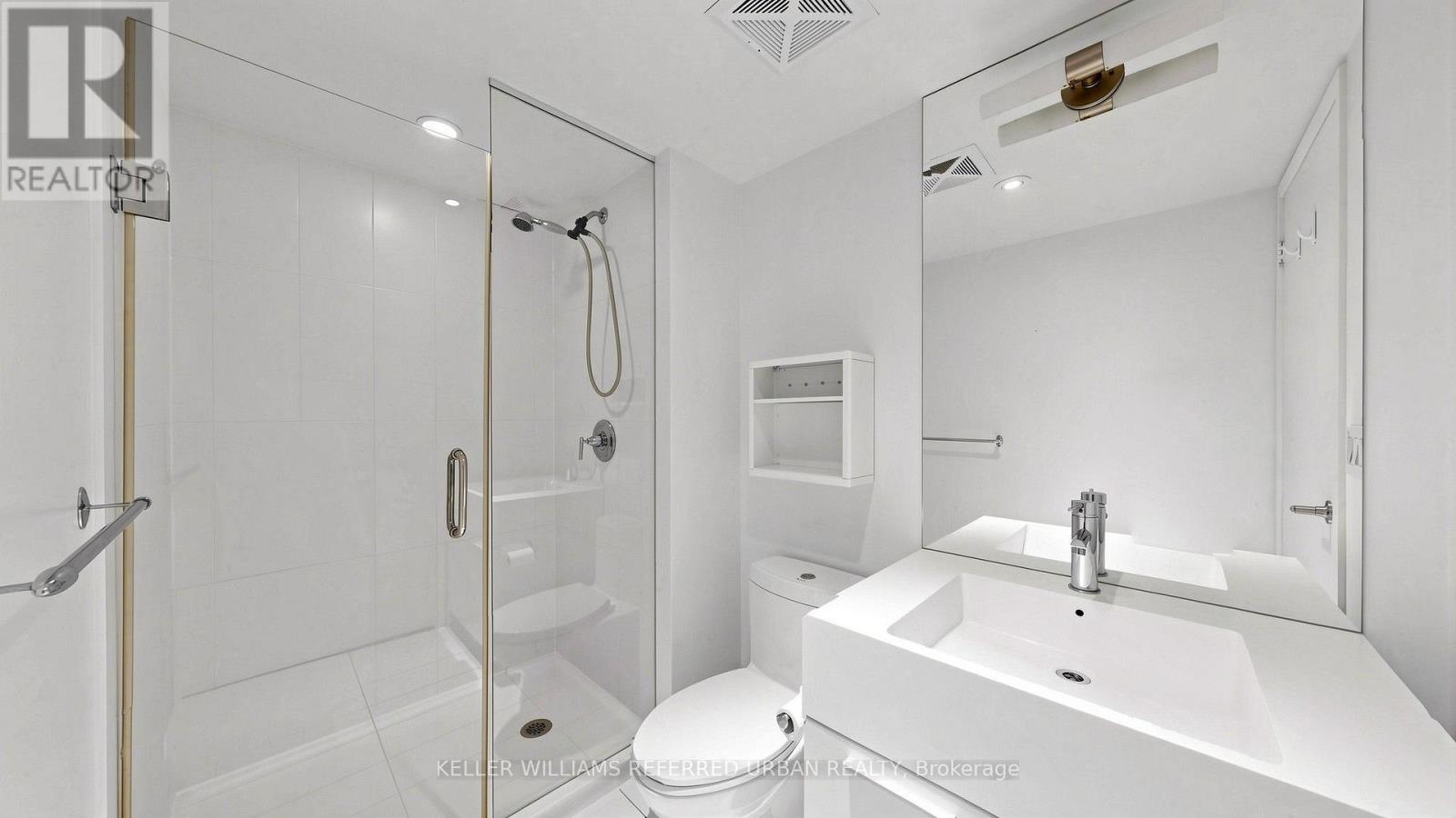 2306 - 25 Capreol Court, Toronto, Ontario  M5V 3Z7 - Photo 21 - C13838840