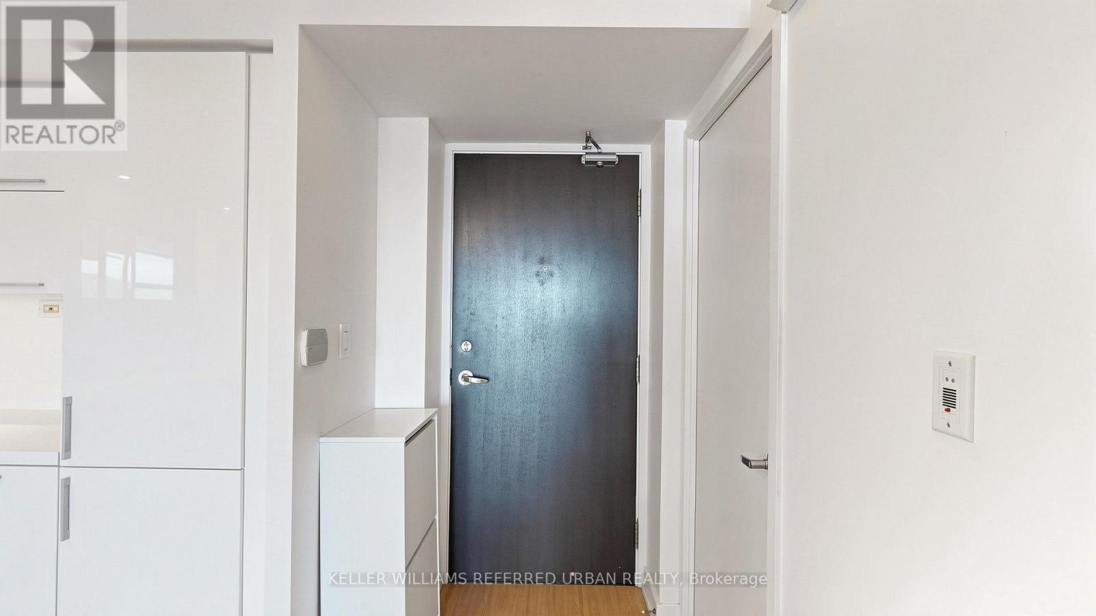 2306 - 25 Capreol Court, Toronto, Ontario  M5V 3Z7 - Photo 27 - C13838840