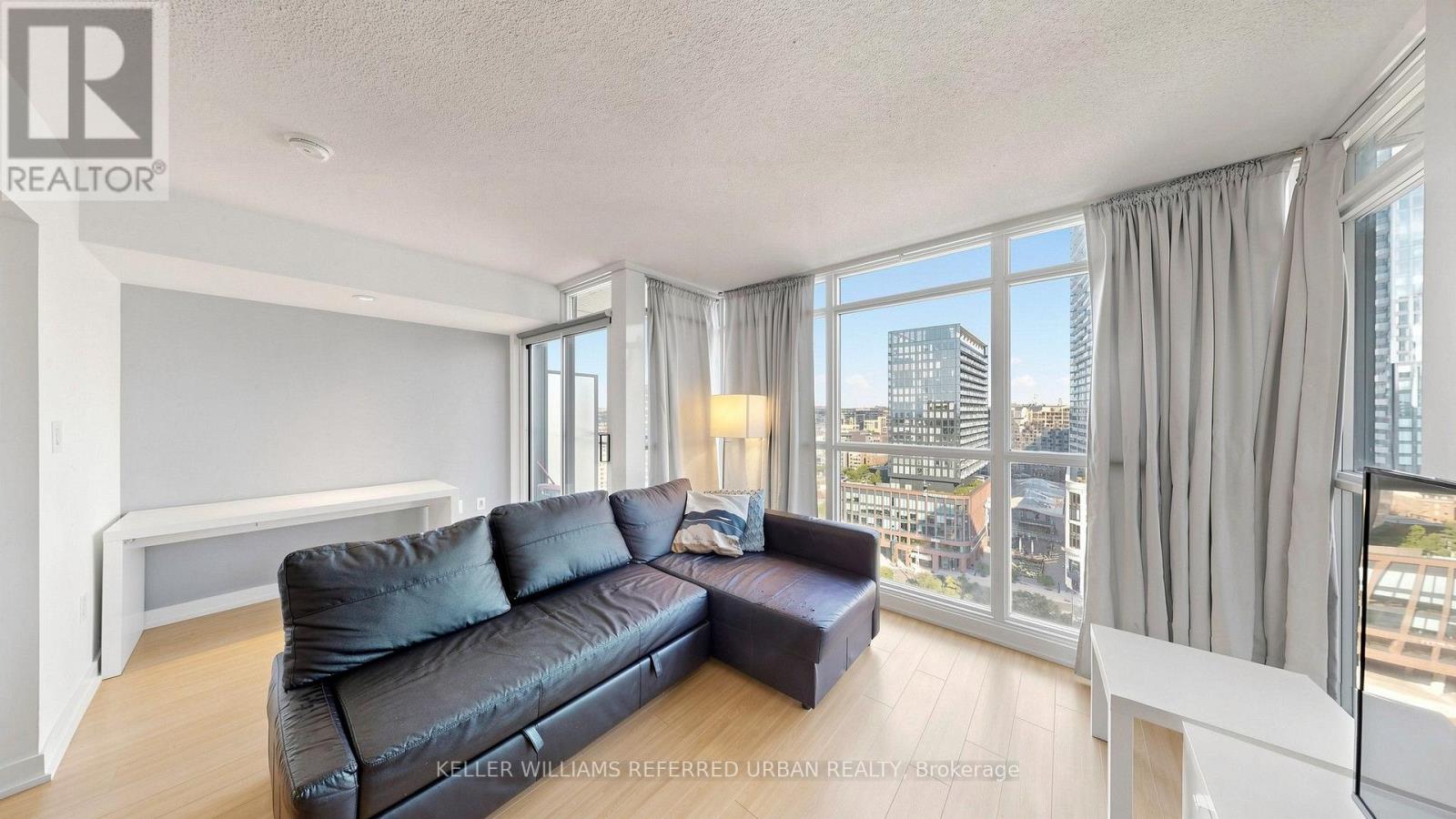 2306 - 25 Capreol Court, Toronto, Ontario  M5V 3Z7 - Photo 8 - C13838840