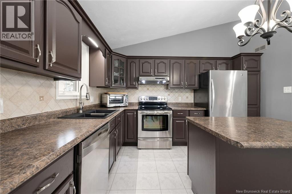 941 Melanson Road, Dieppe, New Brunswick  E1A 7P1 - Photo 8 - NB148303
