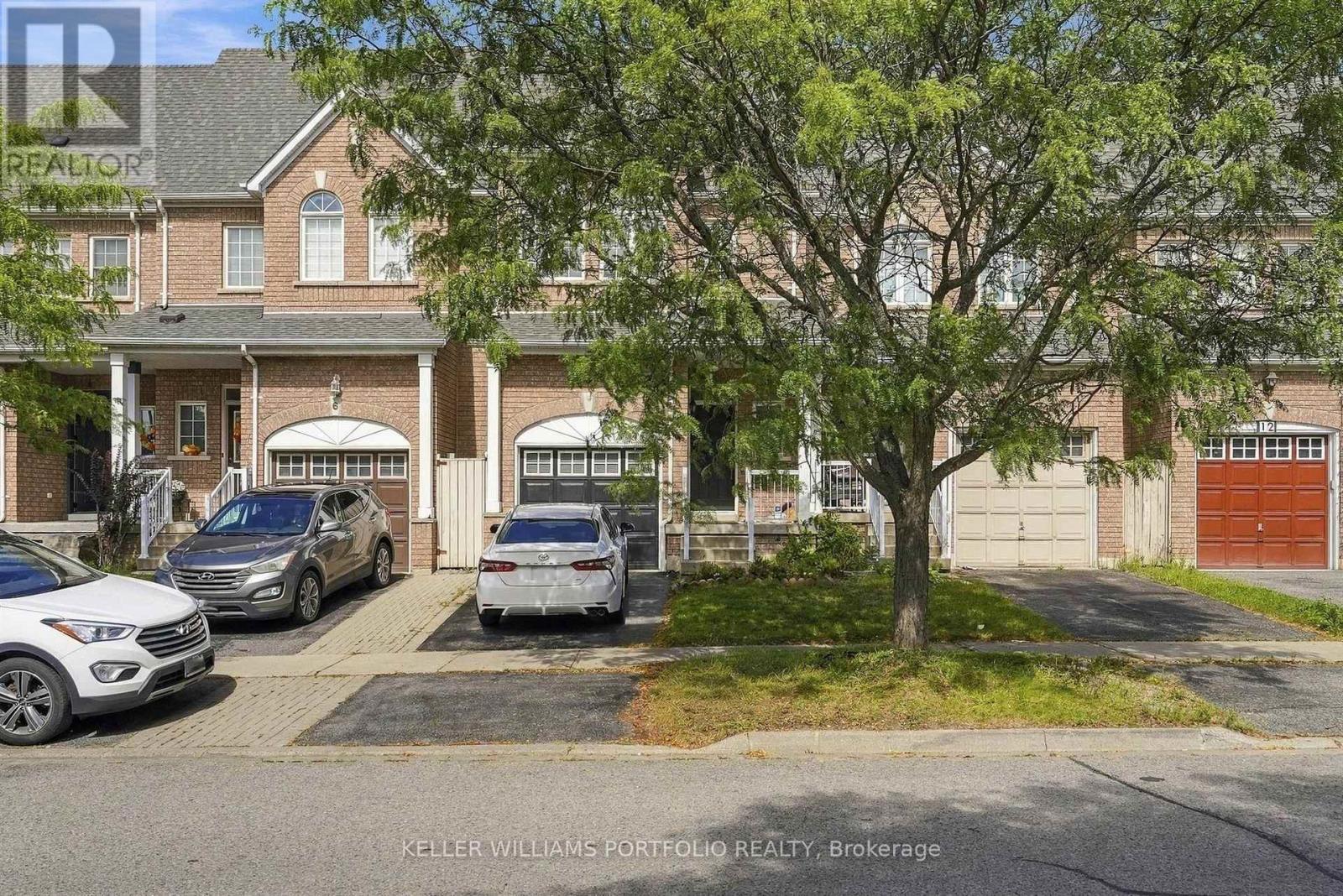 8 GATEWAY COURT