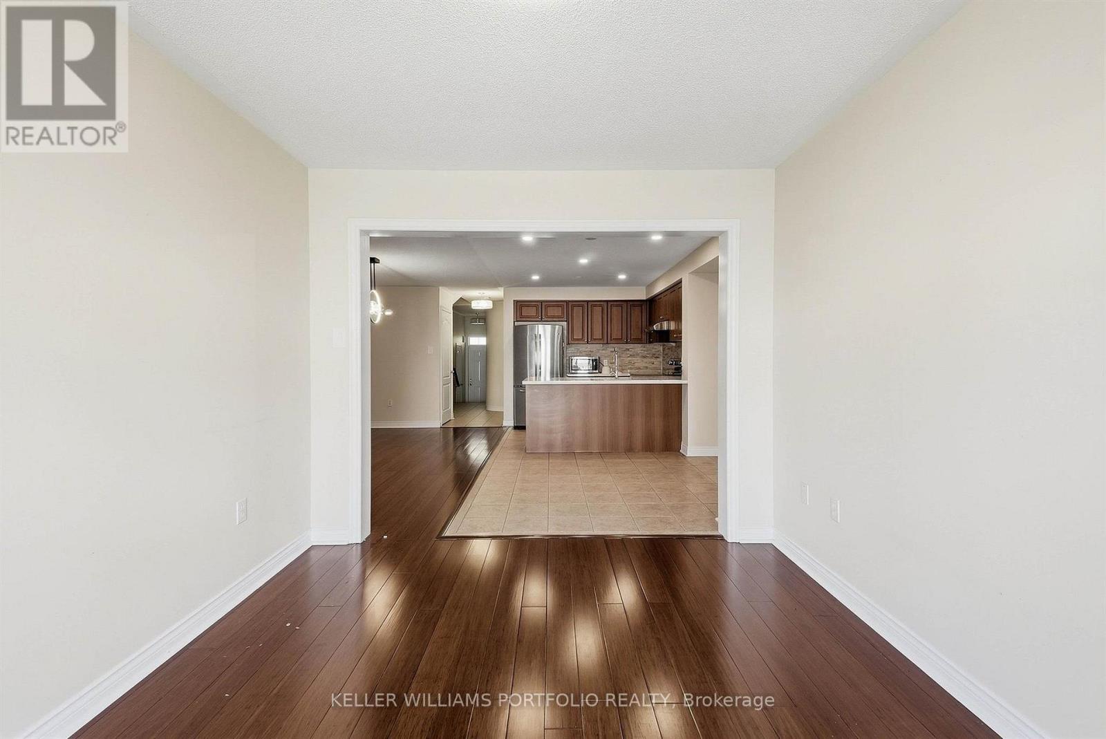 8 Gateway Court, Whitby, Ontario  L1R 3M9 - Photo 16 - E13838858