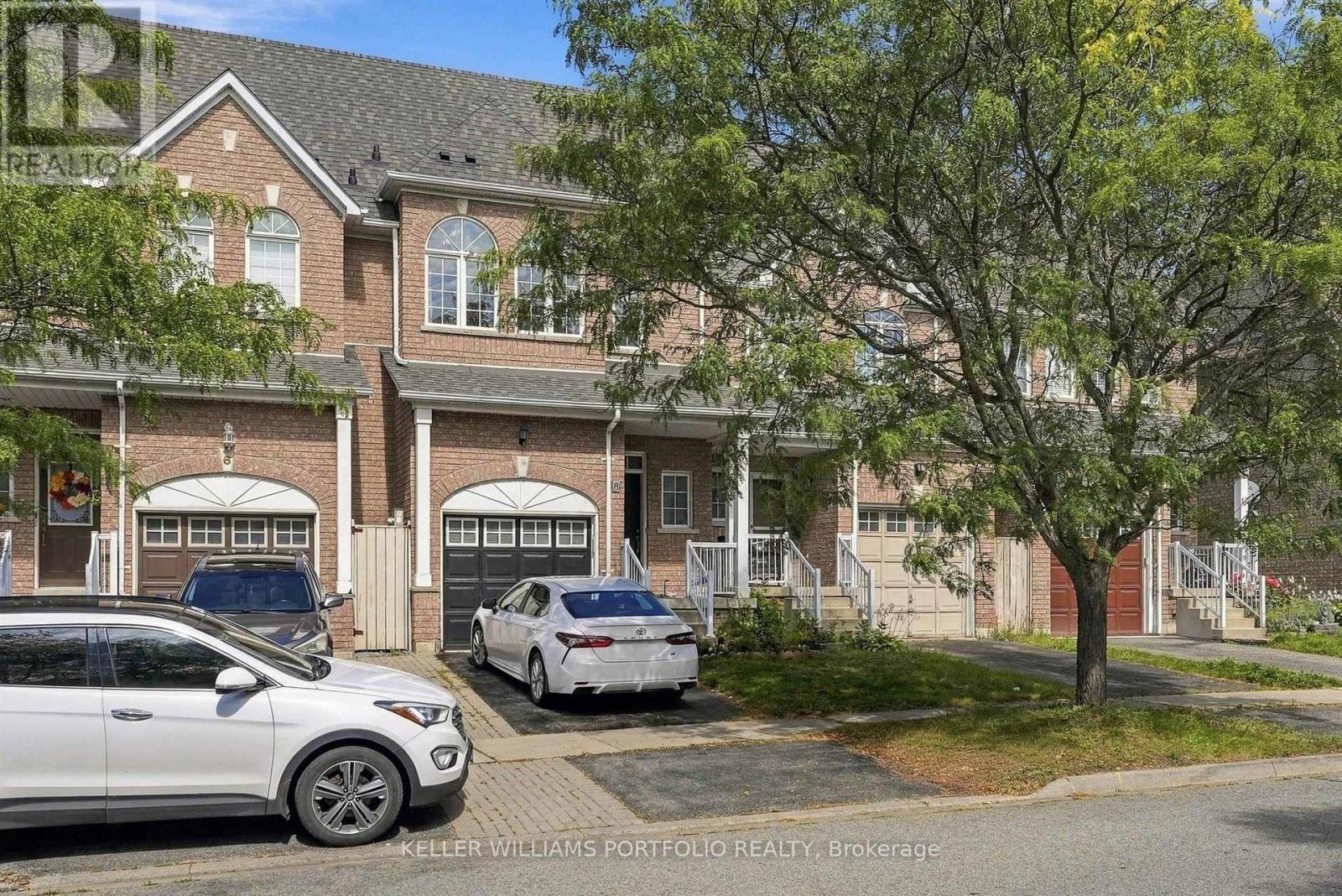 8 Gateway Court, Whitby, Ontario  L1R 3M9 - Photo 3 - E13838858