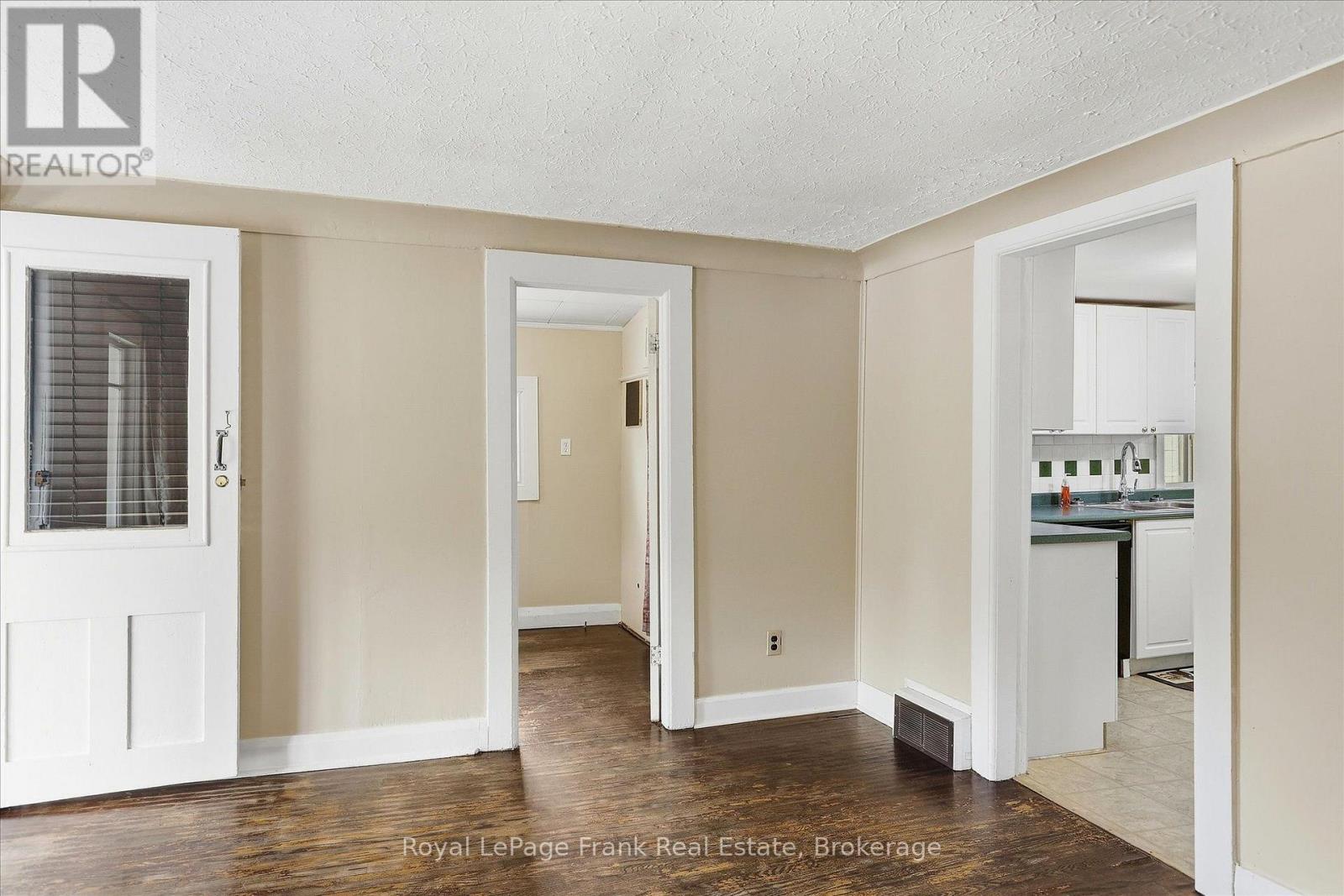 73 Lindsay Street N, Kawartha Lakes, Ontario  K9V 1T7 - Photo 6 - X13838790
