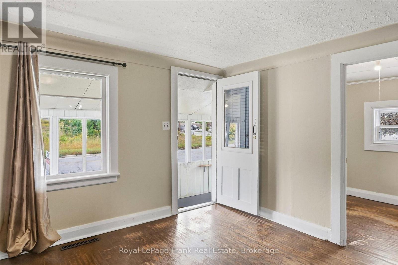 73 Lindsay Street N, Kawartha Lakes, Ontario  K9V 1T7 - Photo 7 - X13838790