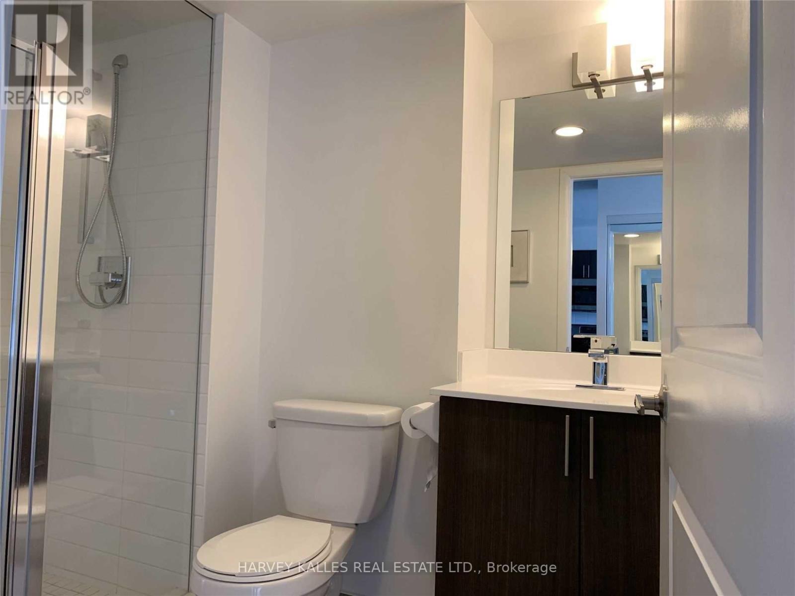 216 - 75 NORMAN BETHUNE AVENUE