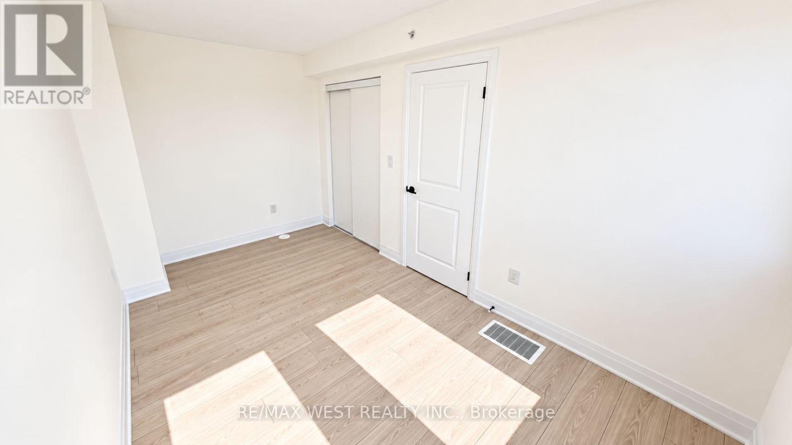 18 - 521 Big Bay Point Road, Barrie, Ontario  L4N 3Z6 - Photo 7 - S13838822