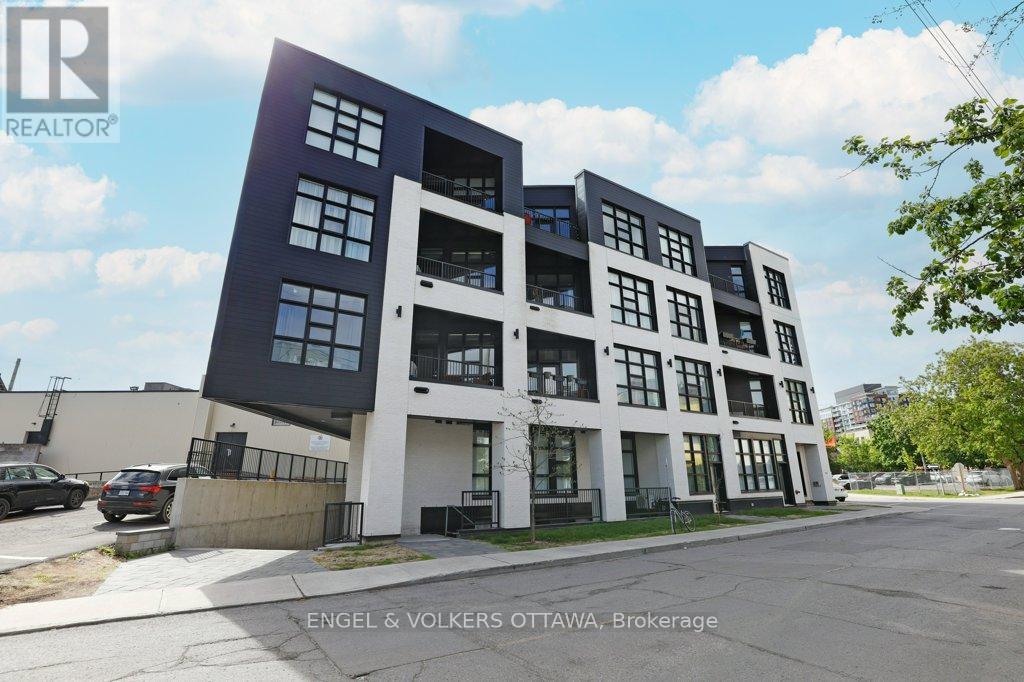 104 - 101 Pinhey Street, Ottawa, Ontario  K1Y 1T7 - Photo 2 - X13838786