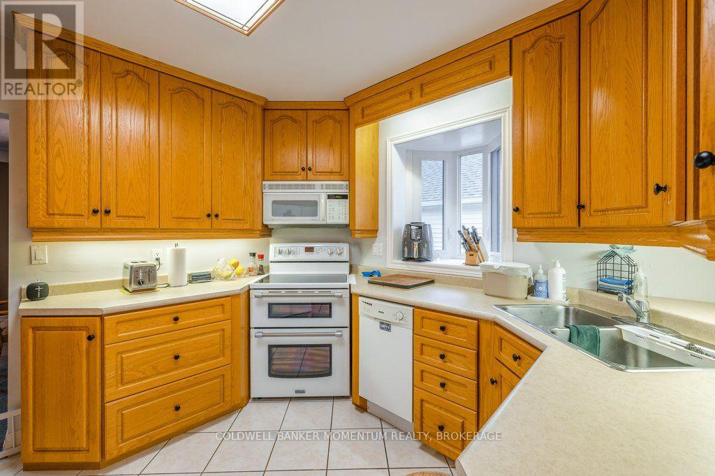 51 Martin Street N, Thorold, Ontario  L2V 3X3 - Photo 10 - X13761682