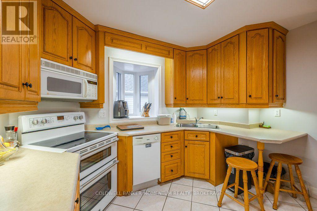 51 Martin Street N, Thorold, Ontario  L2V 3X3 - Photo 9 - X13761682
