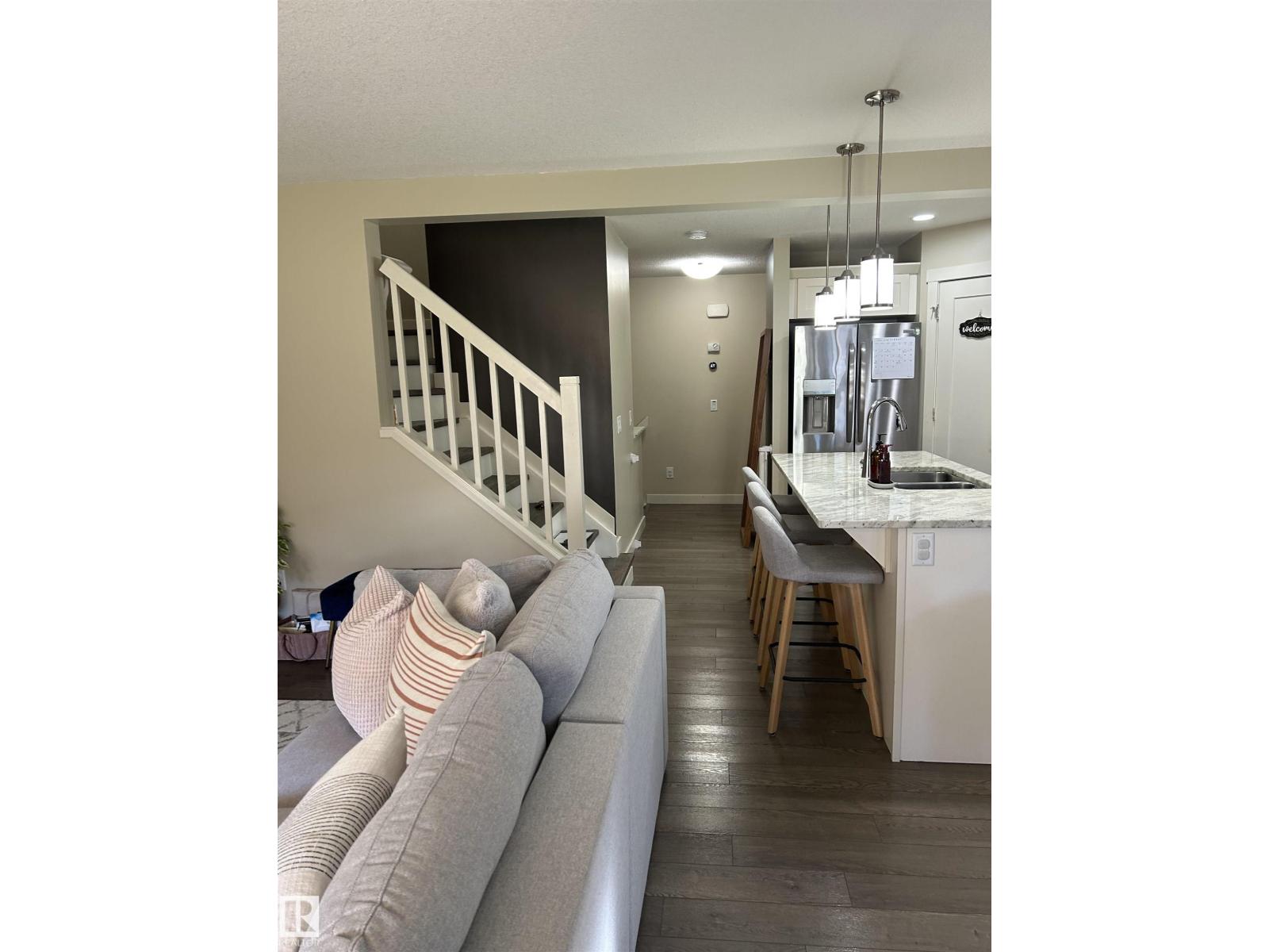 2361 GLENRIDDING BV SW