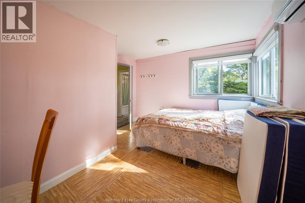 1497 Everts, Windsor, Ontario  N9B 3E2 - Photo 10 - 26023692