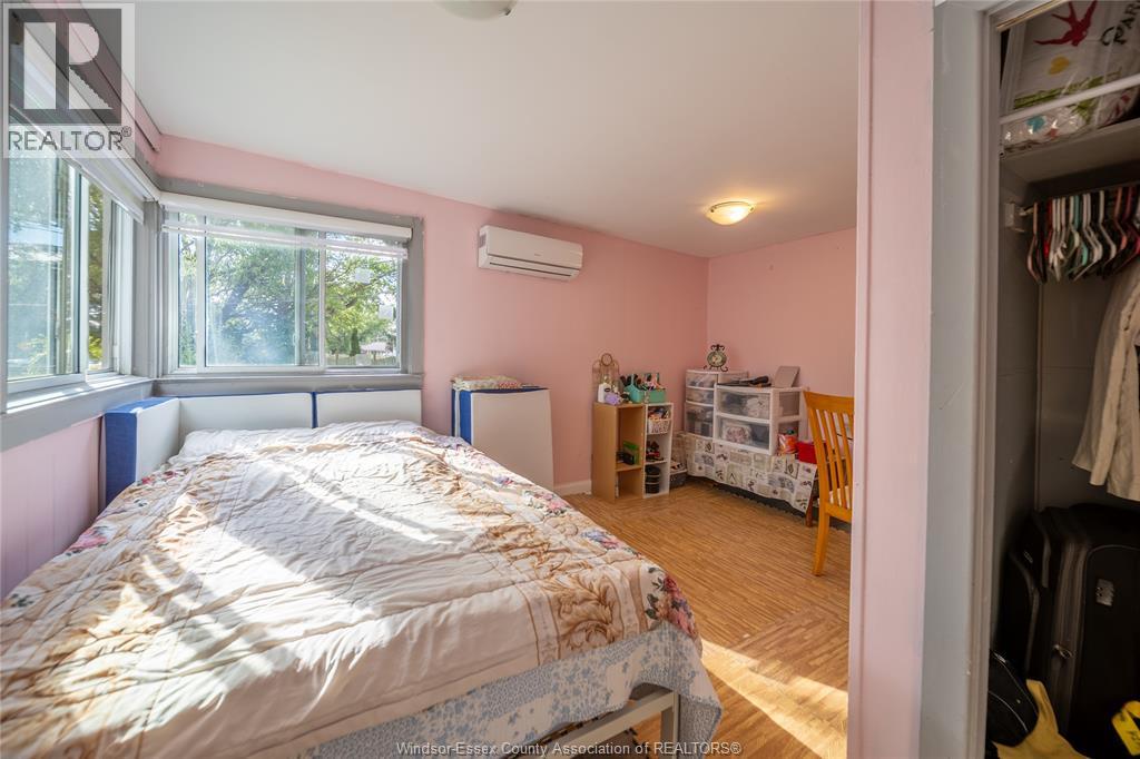 1497 Everts, Windsor, Ontario  N9B 3E2 - Photo 13 - 26023692