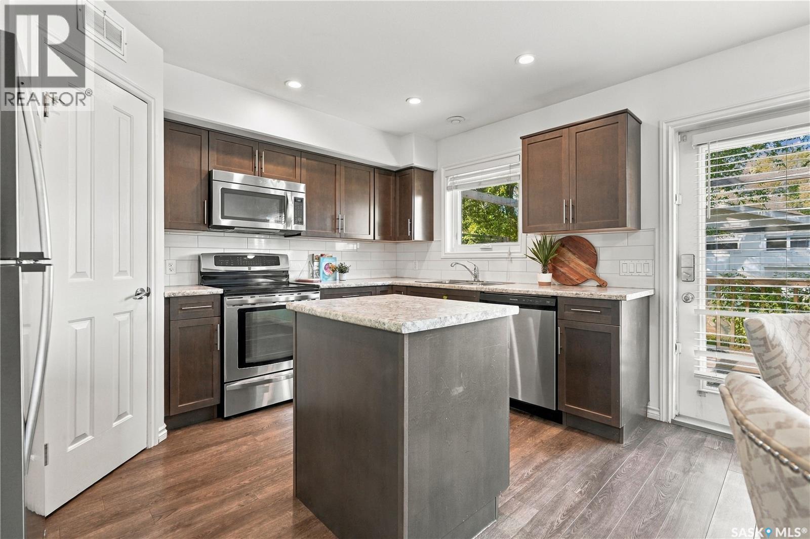 317 G Avenue S, Saskatoon, Saskatchewan  S7M 1V2 - Photo 5 - SK049718