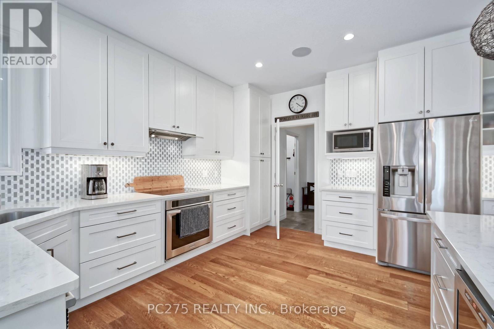 16 Peregrine Avenue, Middlesex Centre, Ontario  N0L 1R0 - Photo 12 - X13838980