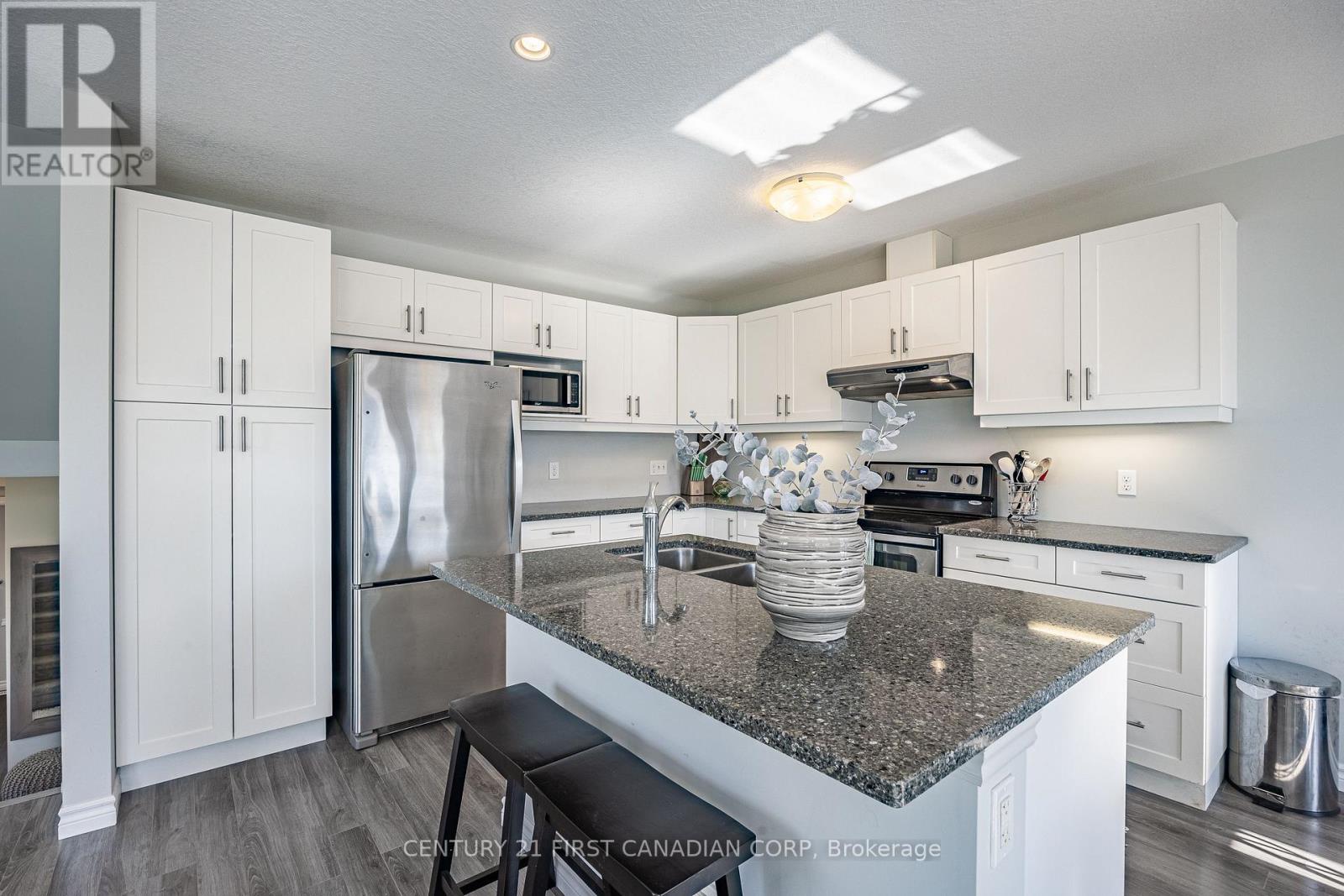 2 - 3399 Castle Rock Place, London South, Ontario  N6L 0C8 - Photo 14 - X13839202