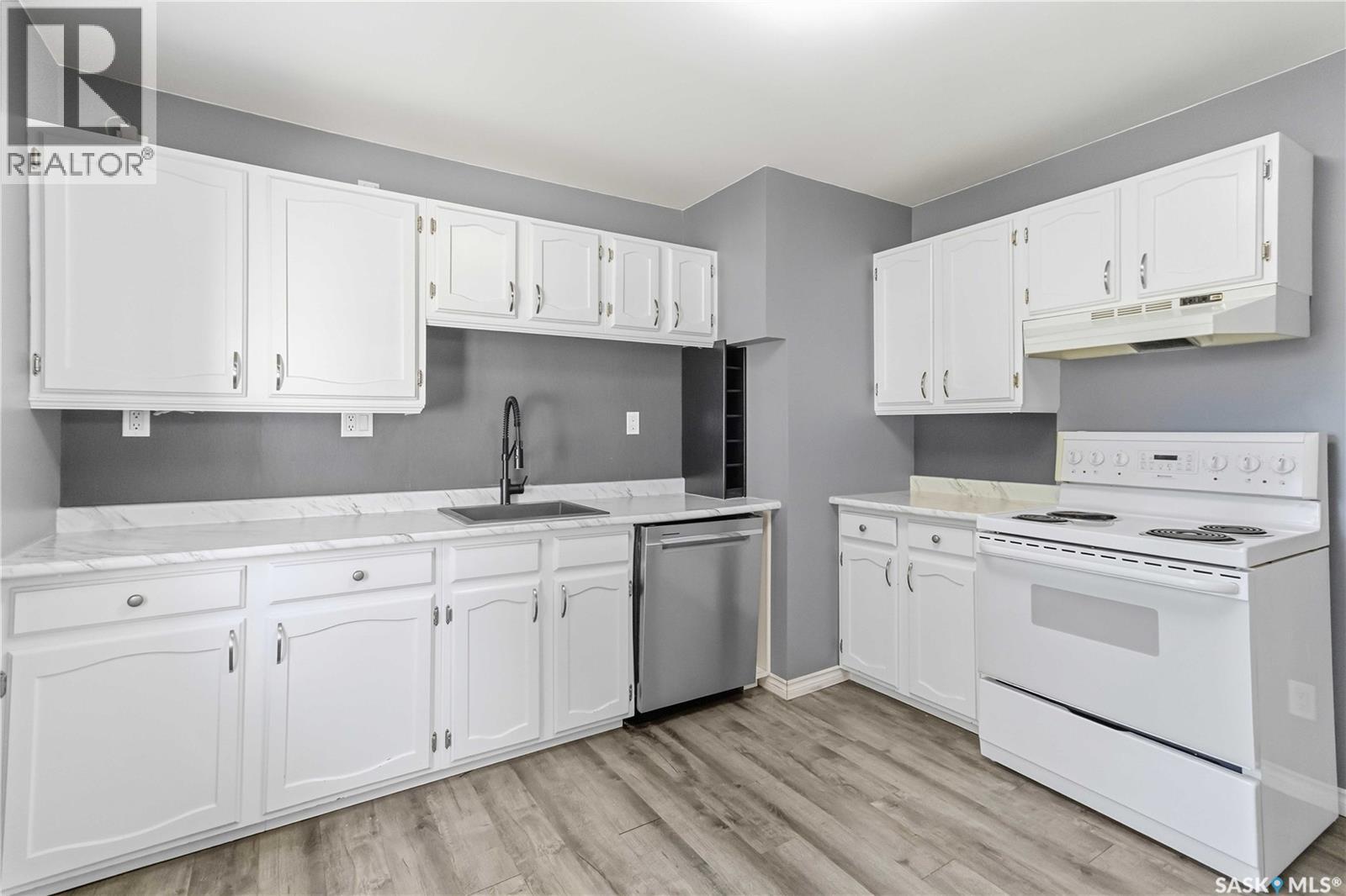2301 William Avenue, Saskatoon, Saskatchewan  S7J 1A7 - Photo 11 - SK049671