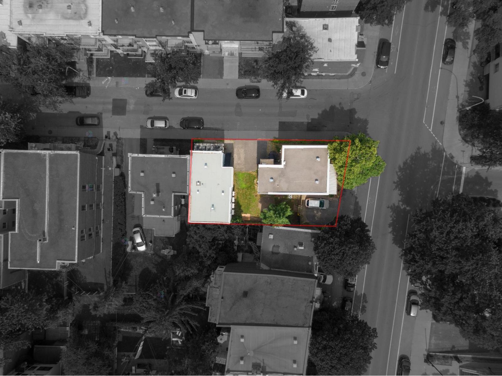 5346-5348 Av. Decelles Montréal (Côte-des-Neiges/Notre-Dame-de-Grâce) Quebec Canada H3T1V8 4