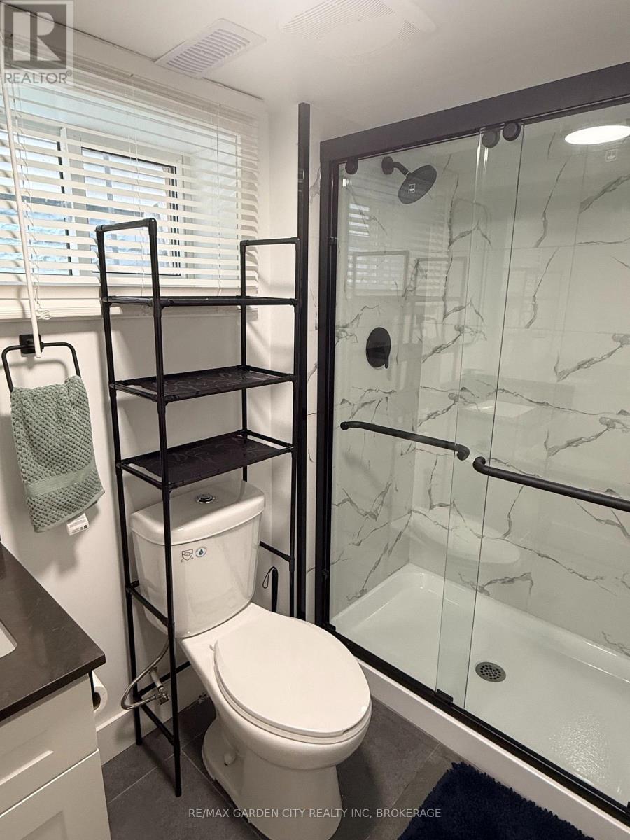 5261 Buchanan Avenue, Niagara Falls, Ontario  L2E 5A7 - Photo 4 - X13839106