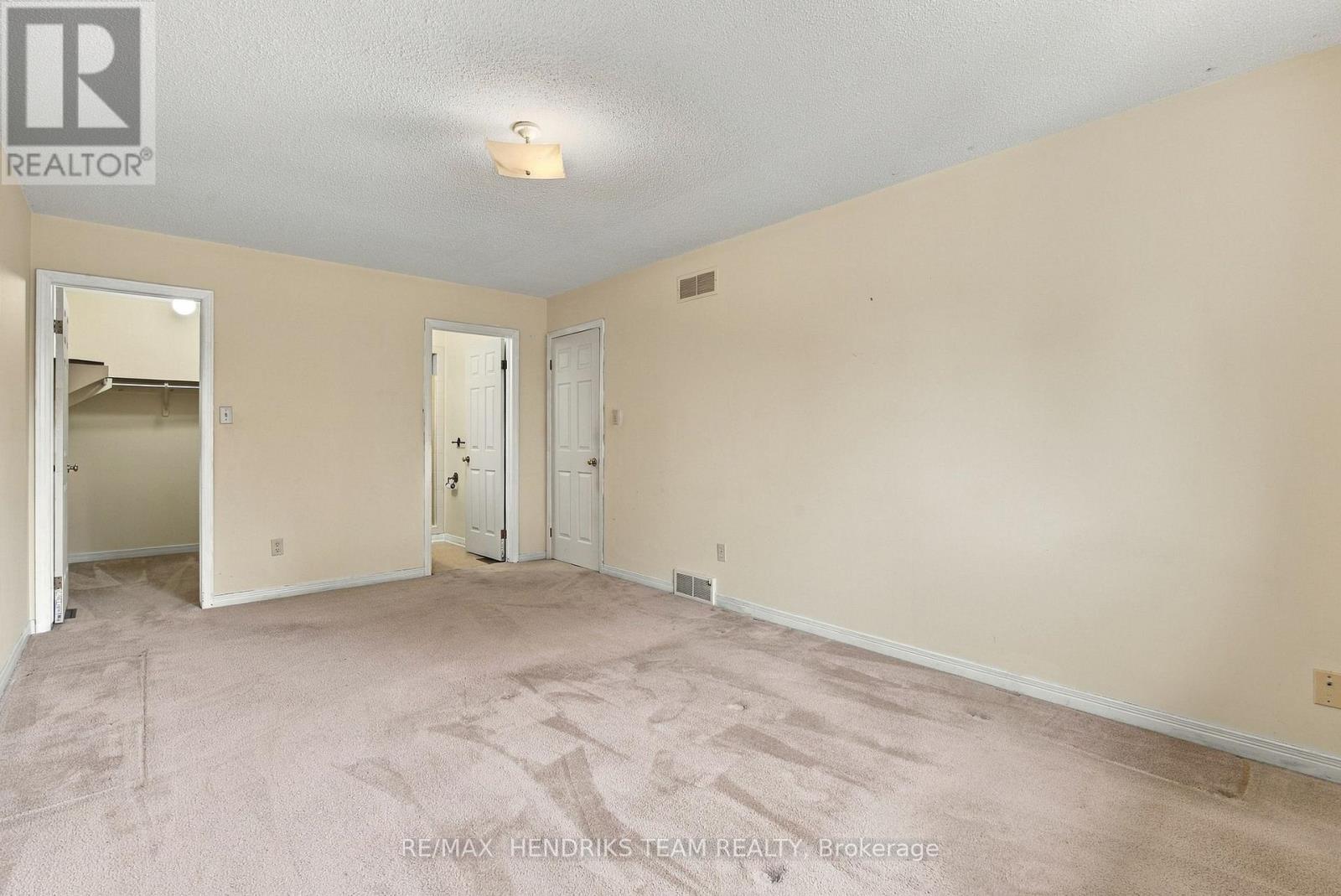 17 Farmington Drive, St. Catharines, Ontario  L2S 3E8 - Photo 22 - X13839200