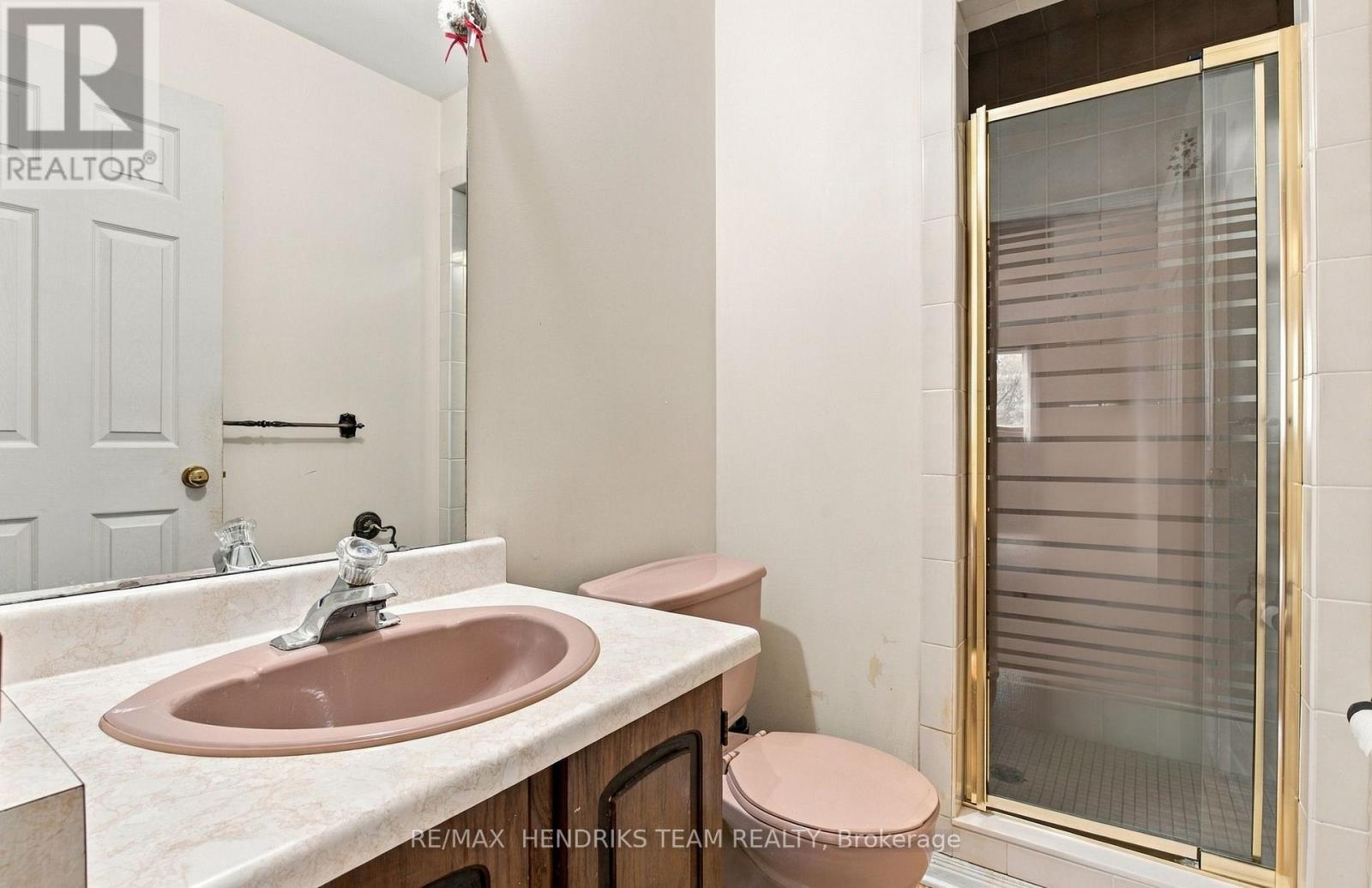 17 Farmington Drive, St. Catharines, Ontario  L2S 3E8 - Photo 24 - X13839200
